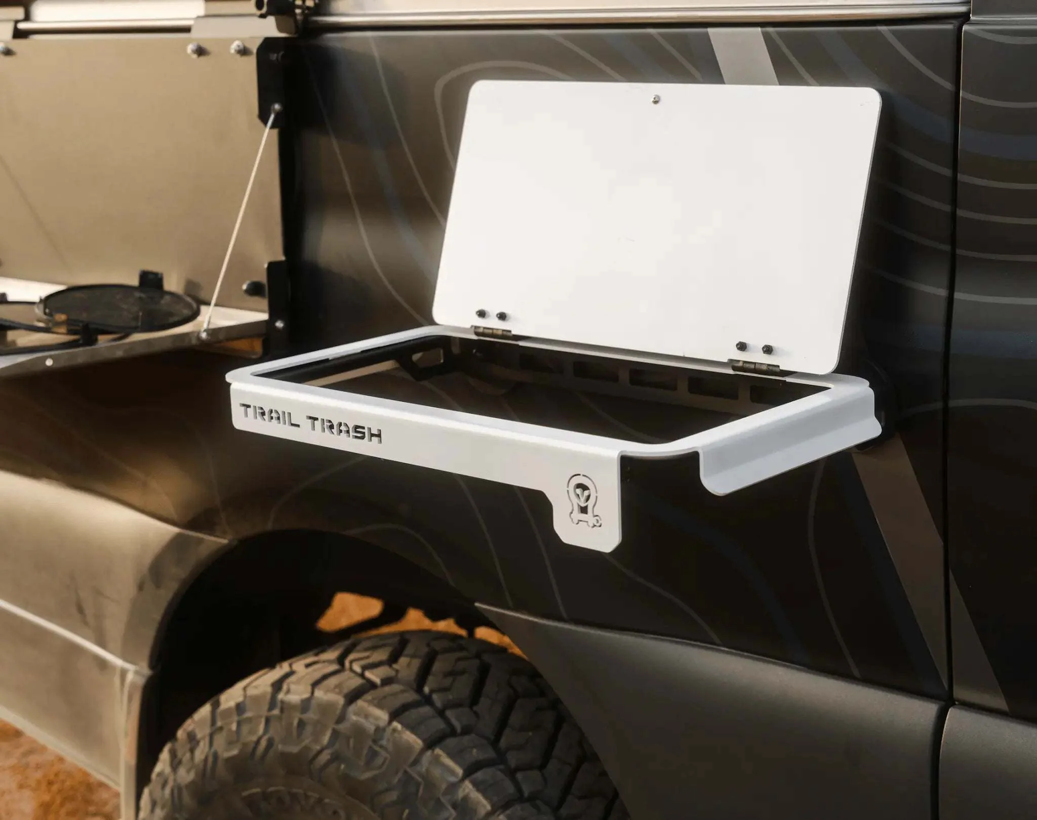 Camping Trash Holder : Magnetic Trail Trash - Image 4