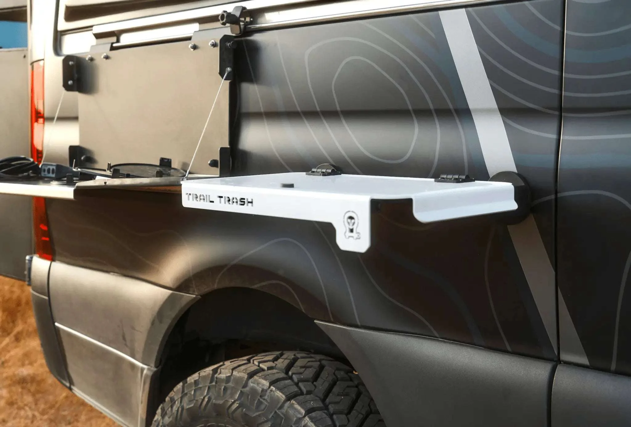Camping Trash Holder : Magnetic Trail Trash - Image 5