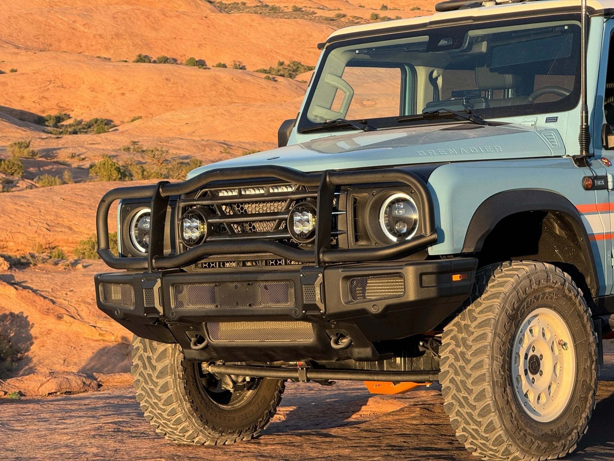 Grenadier Bullbar : Roo Bar - Image 8