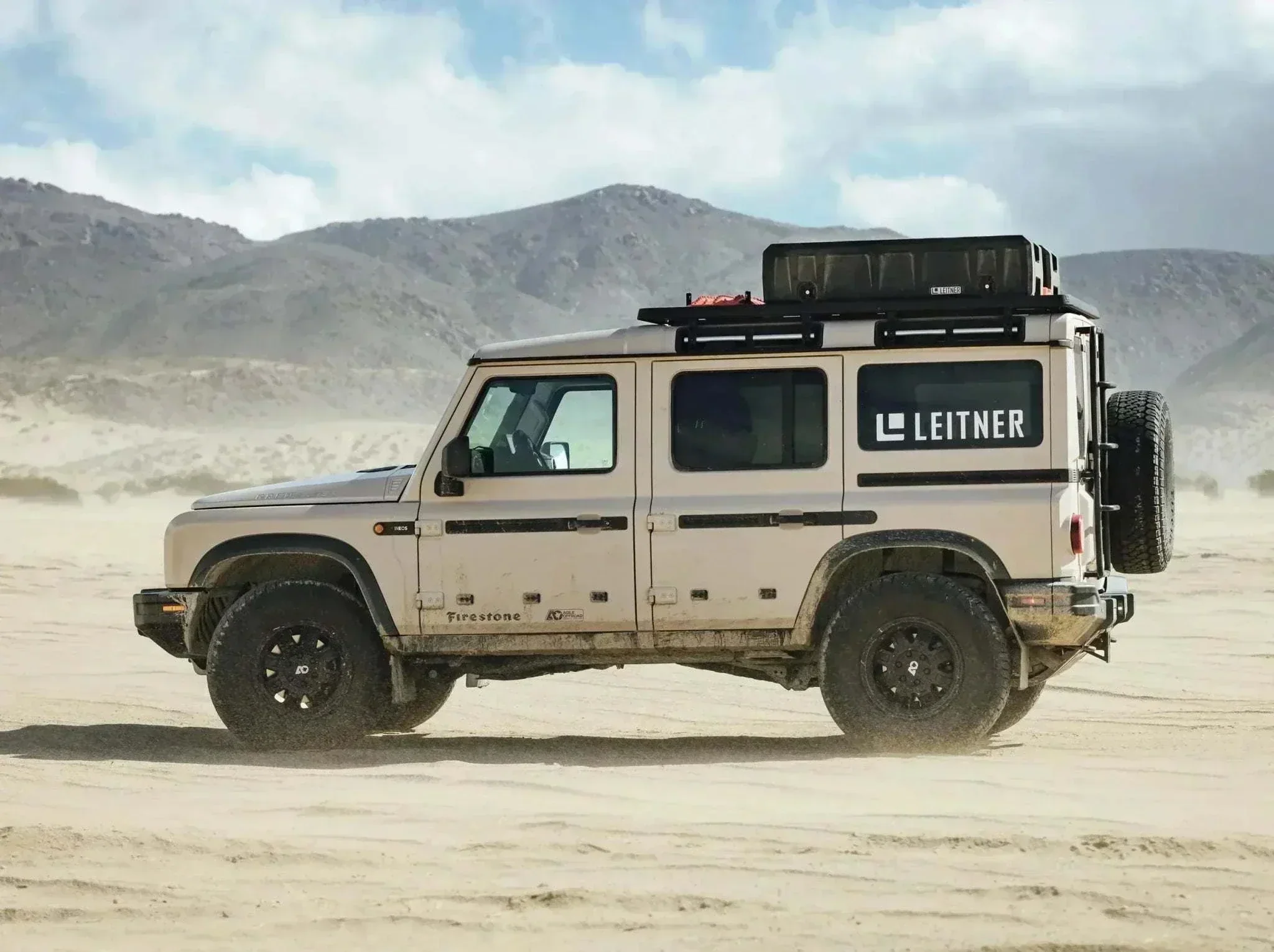 Grenadier Roof Rack: 3/4 - Image 3