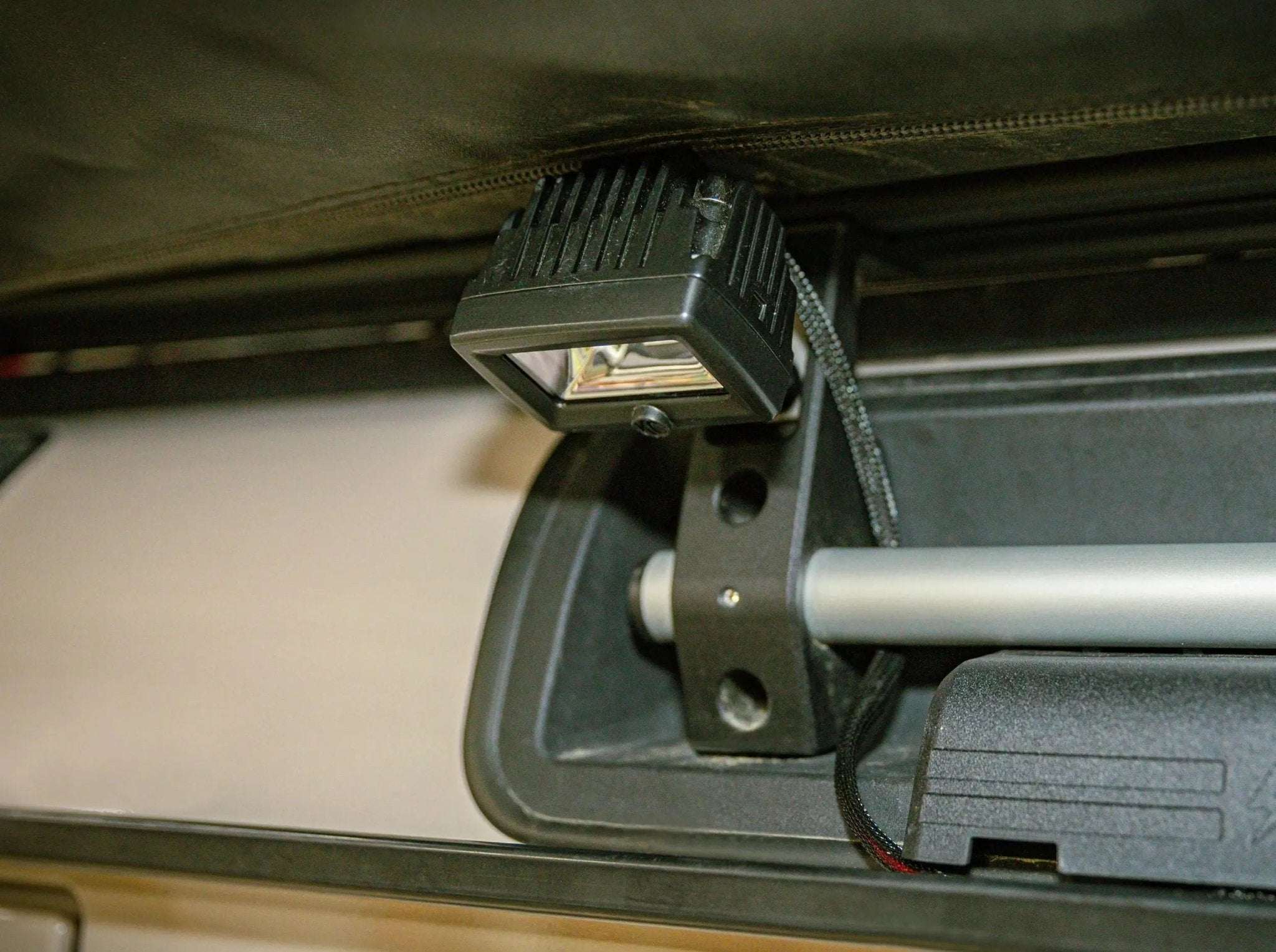 Grenadier Scene Light Bracket - Image 3