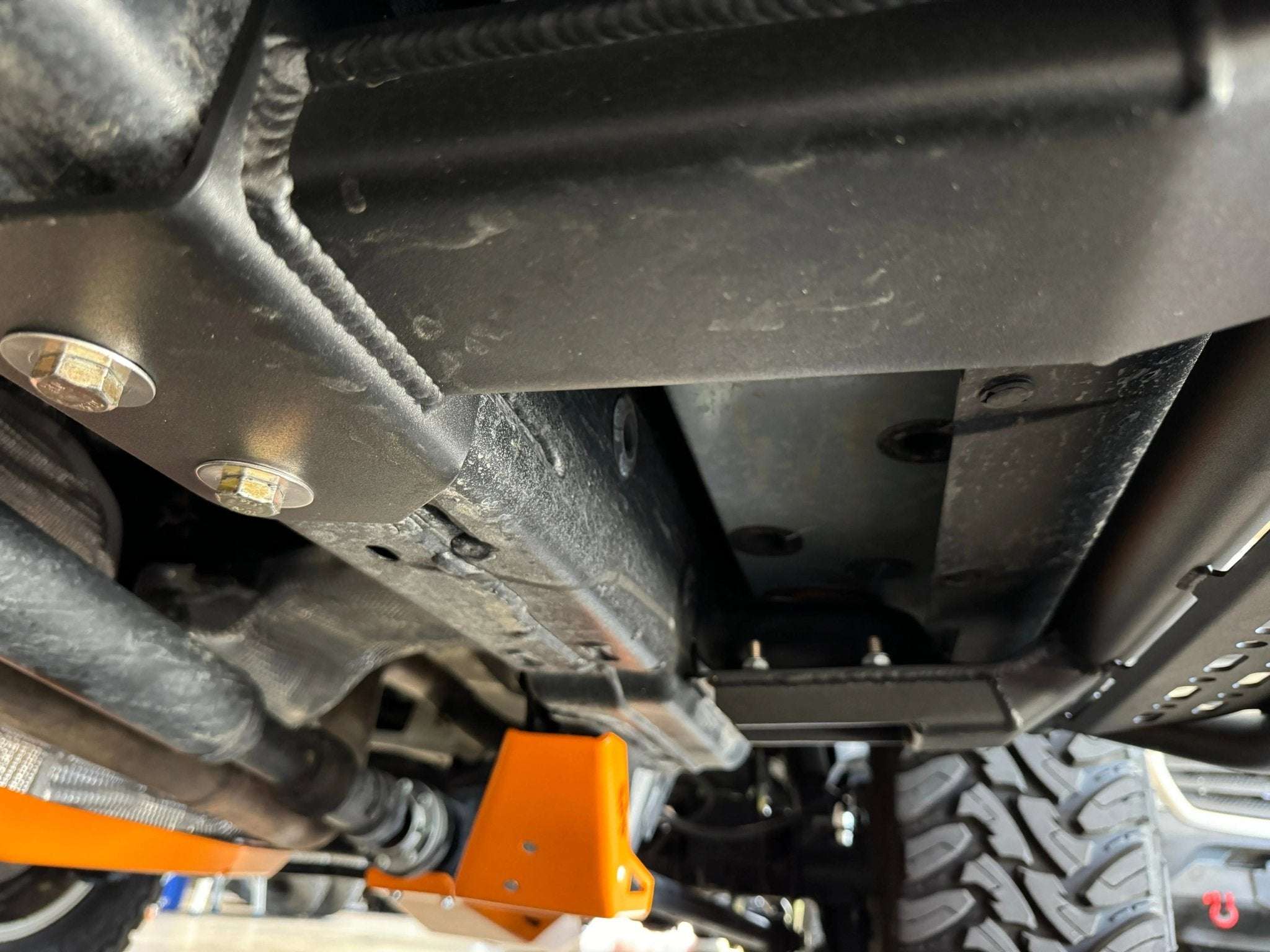 Grenadier Side Steps / Rock Sliders : Tubular - Image 11