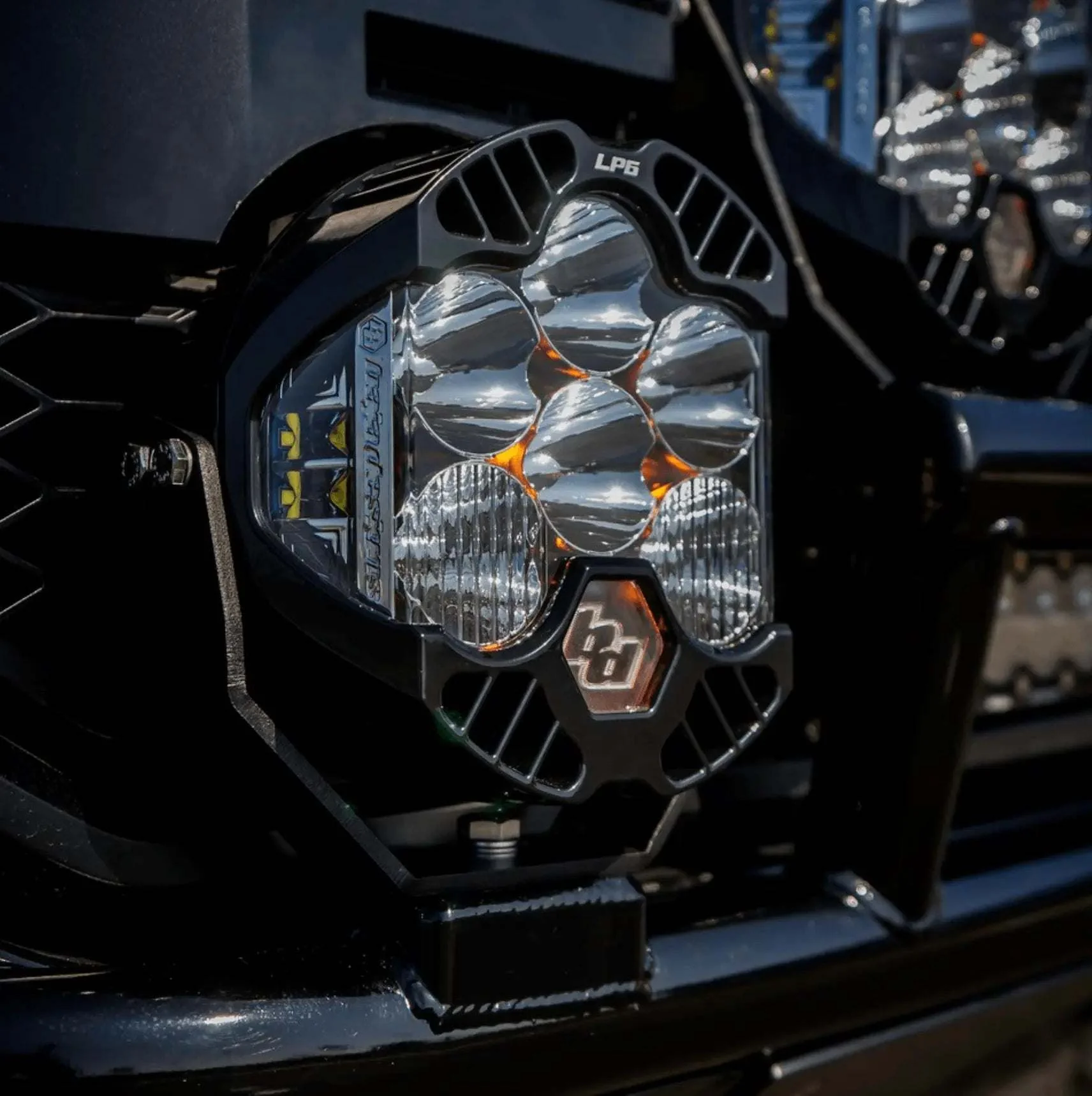 LP6 LED Light - Image 4