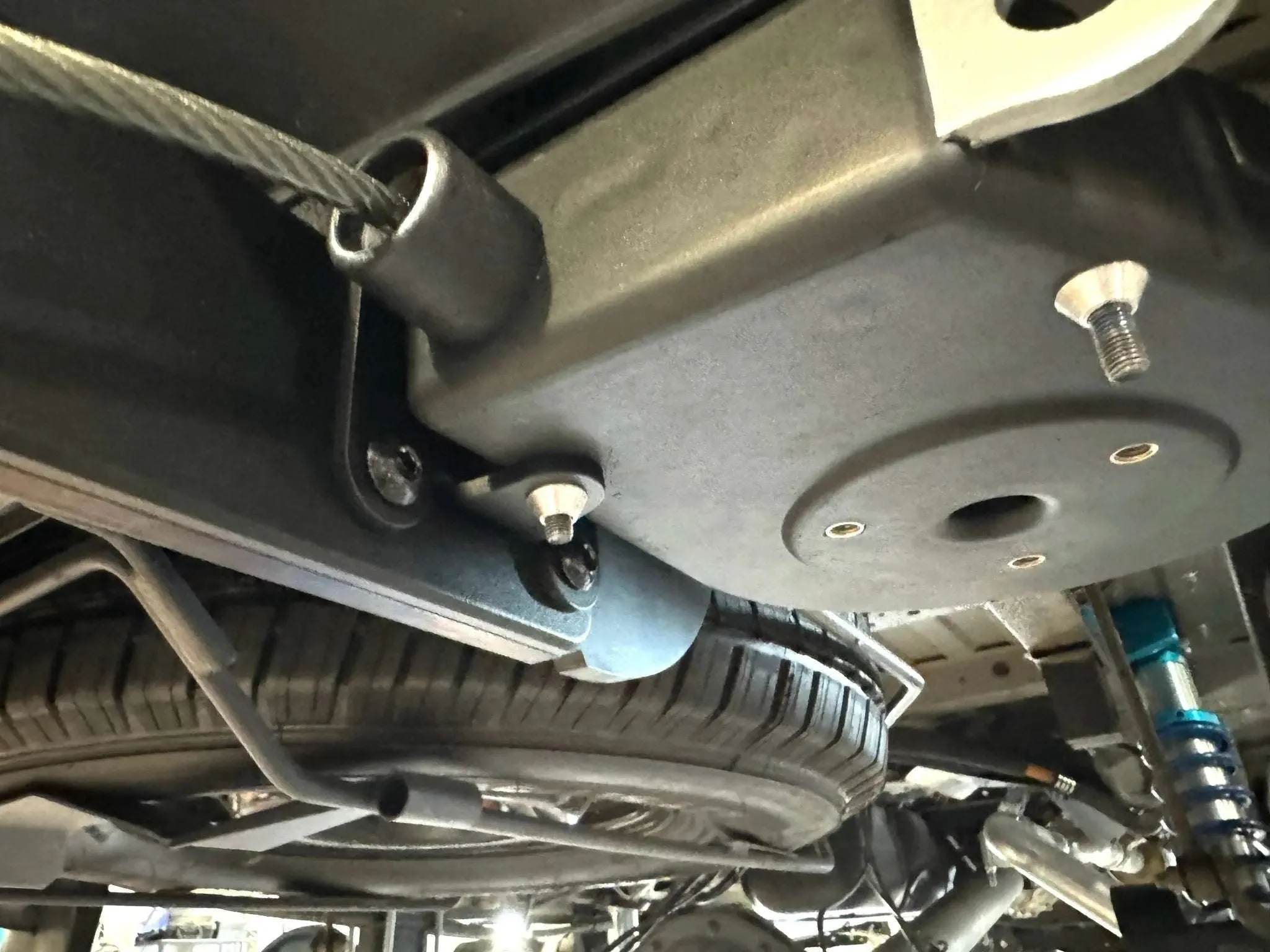 Sprinter Bike and Gear Lock - Image 4