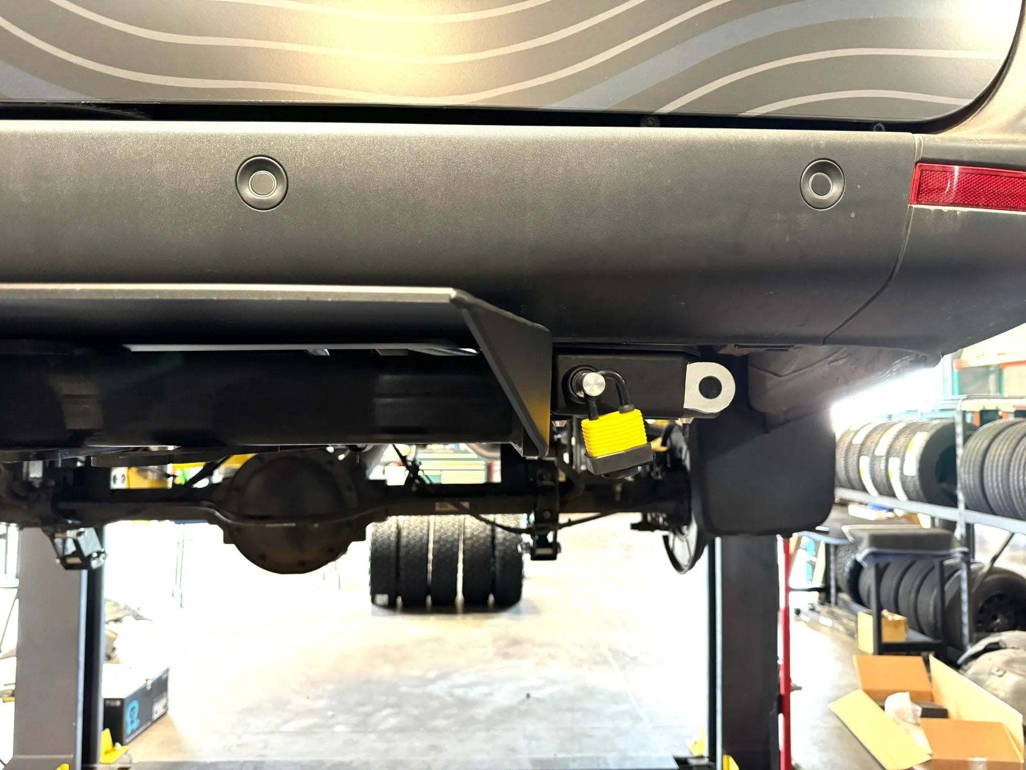 Sprinter Bike and Gear Lock - Image 5