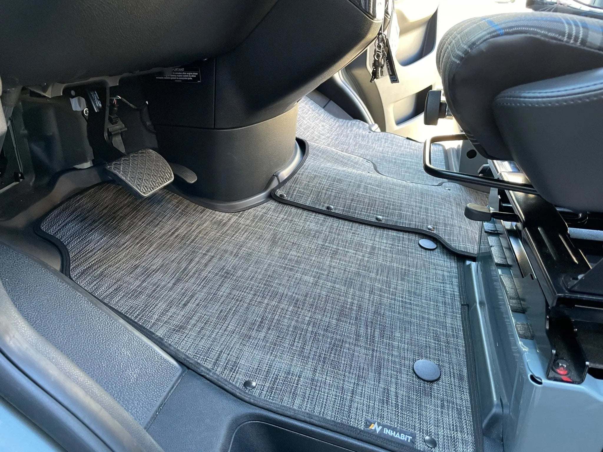 Sprinter Floor Mats : Front (2019+) - Image 4