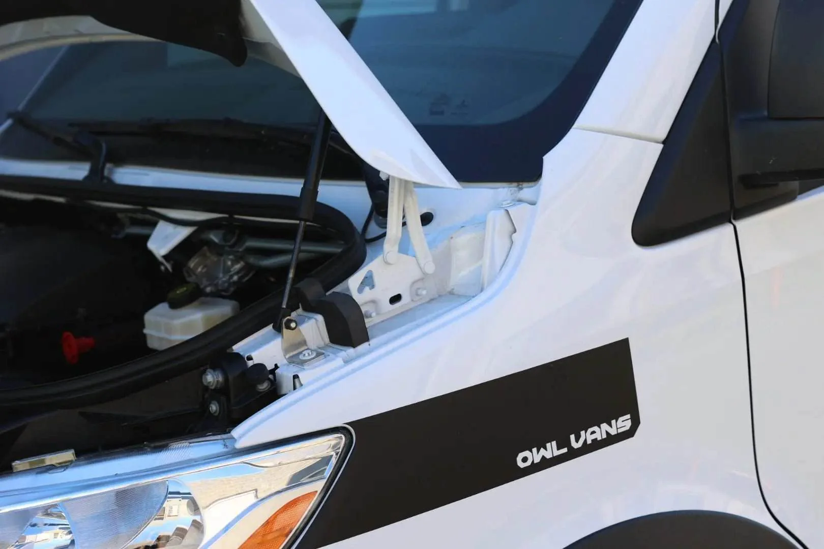 Sprinter Hood Strut Kit - Image 3