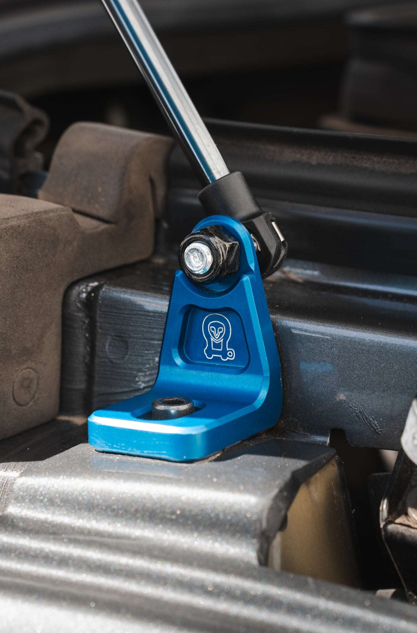 Sprinter Hood Strut Pro Kit - Image 8