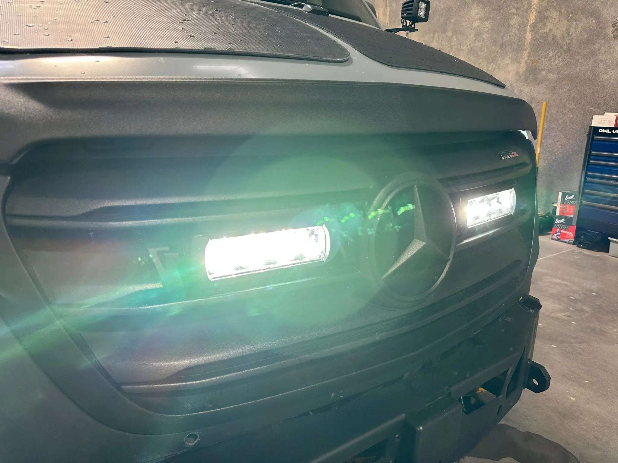 Sprinter Grille Light Kit - Image 10