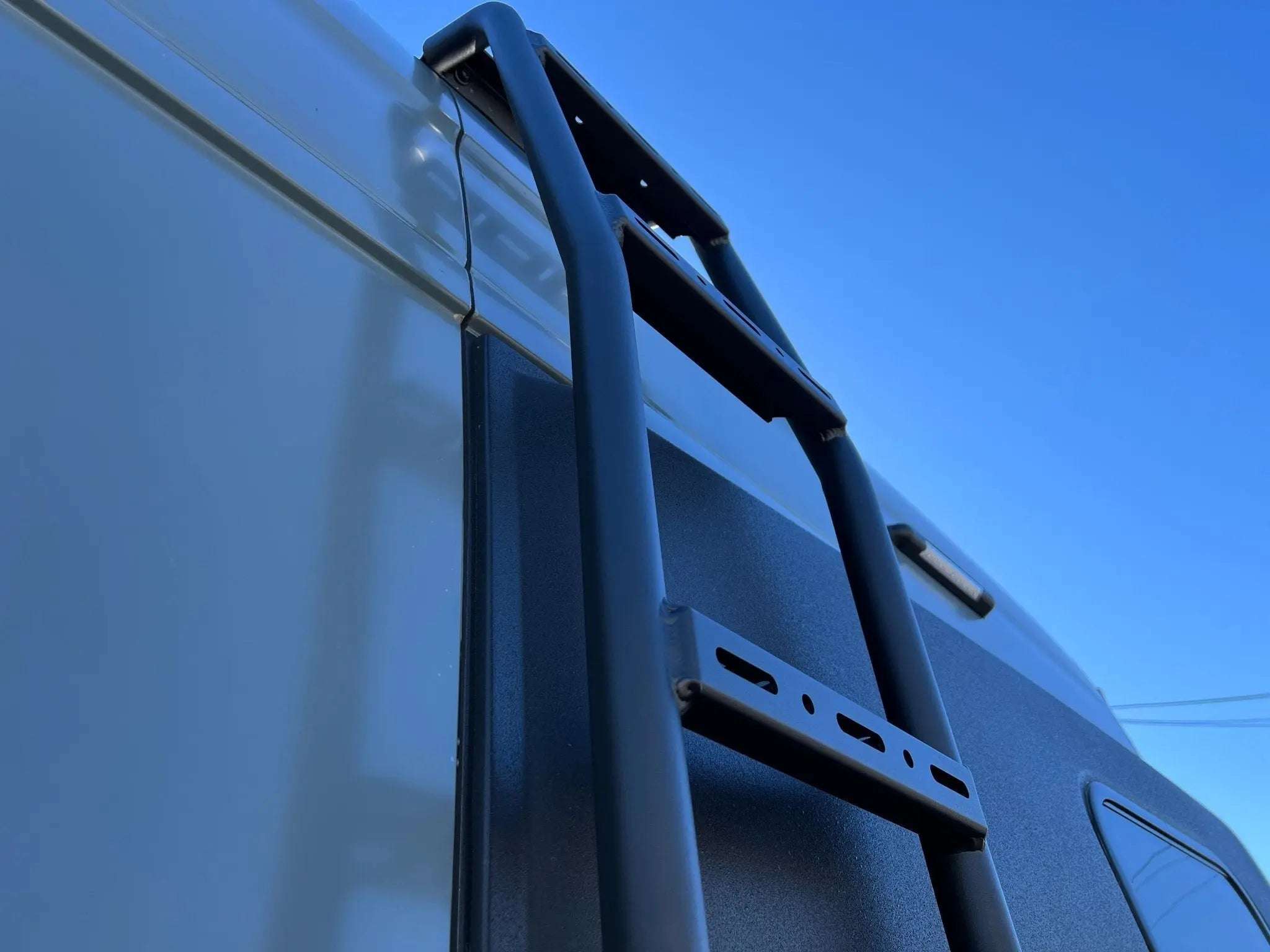 Sprinter Side Ladder : Explorer - Image 15