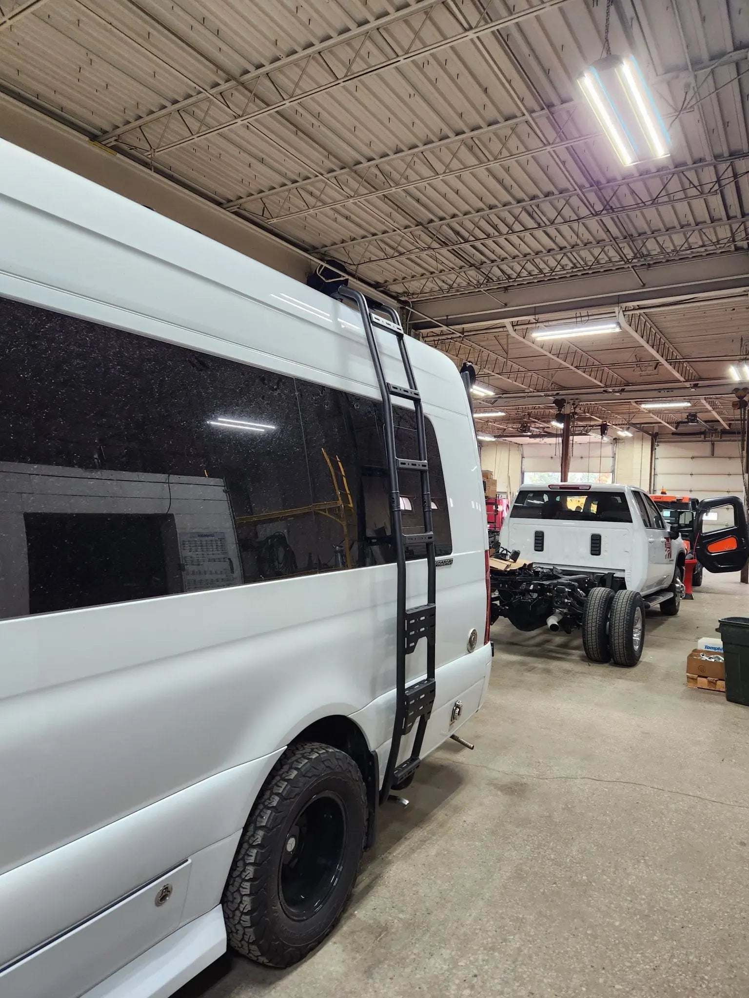 Sprinter Side Ladder : Explorer - Image 23