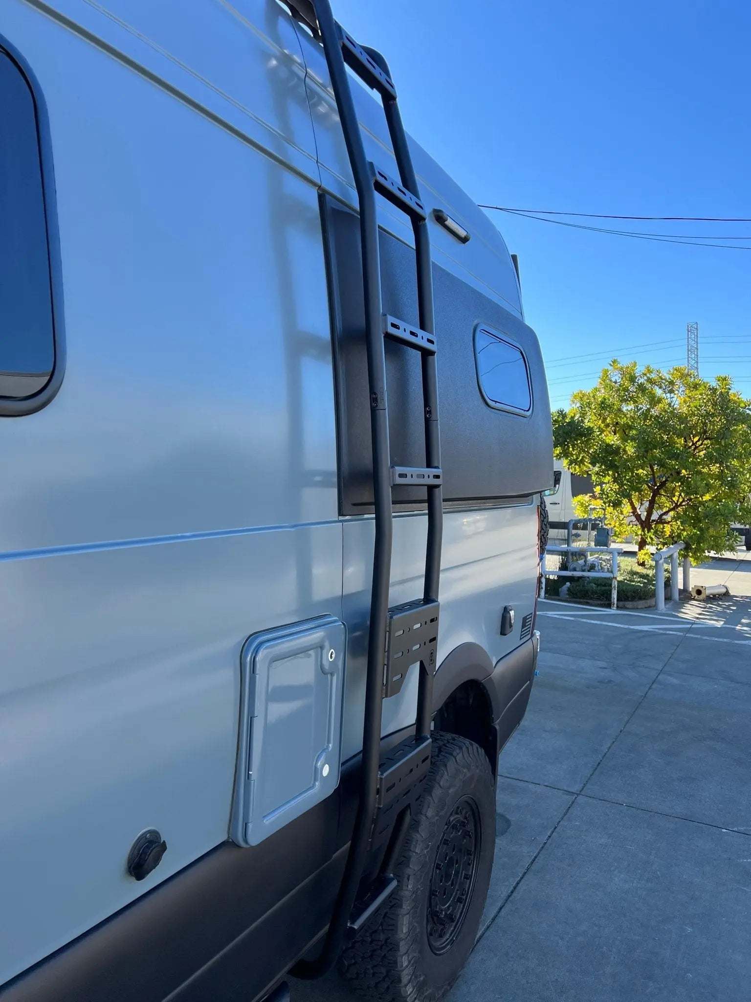 Sprinter Side Ladder : Explorer - Image 6