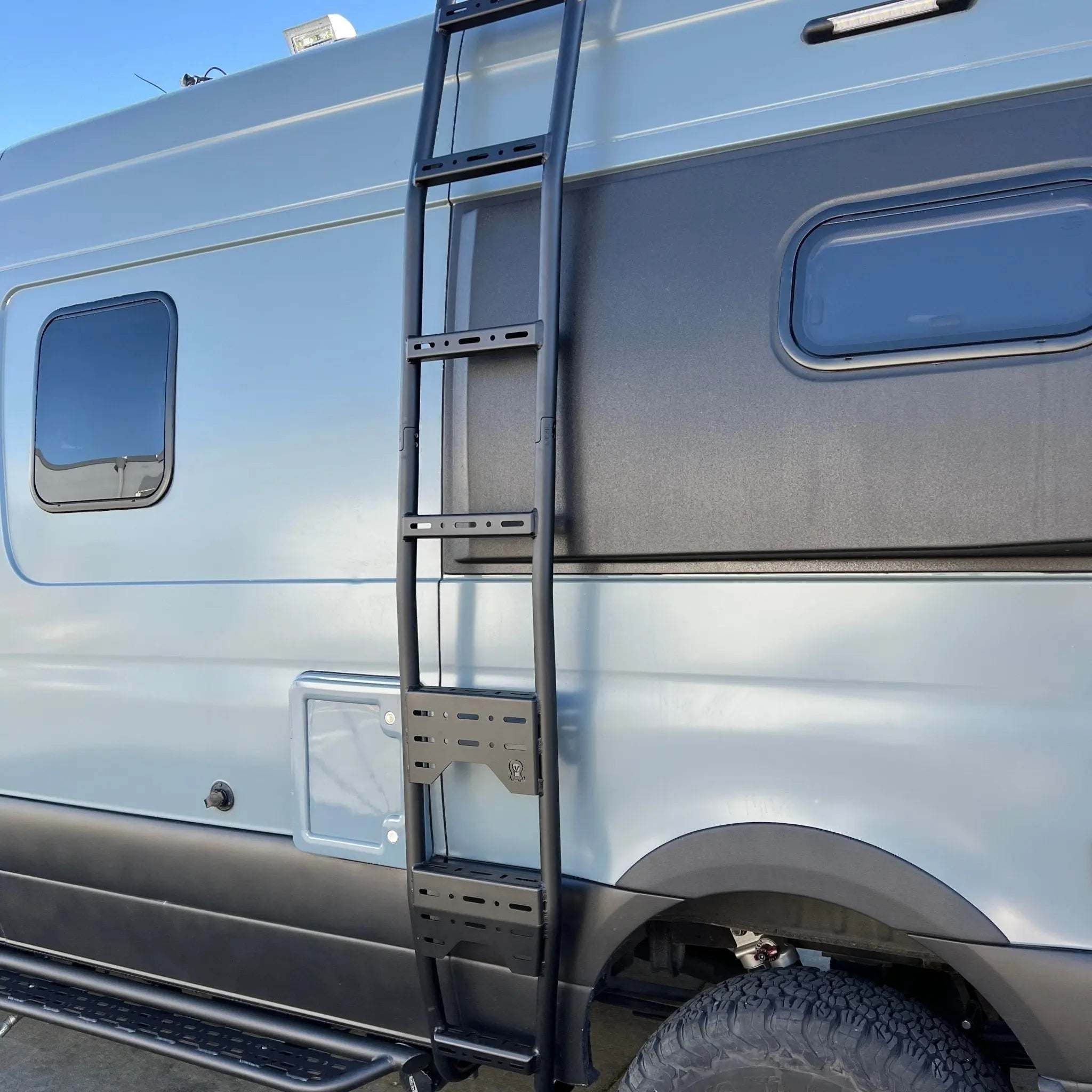 Sprinter Side Ladder : Explorer - Image 7