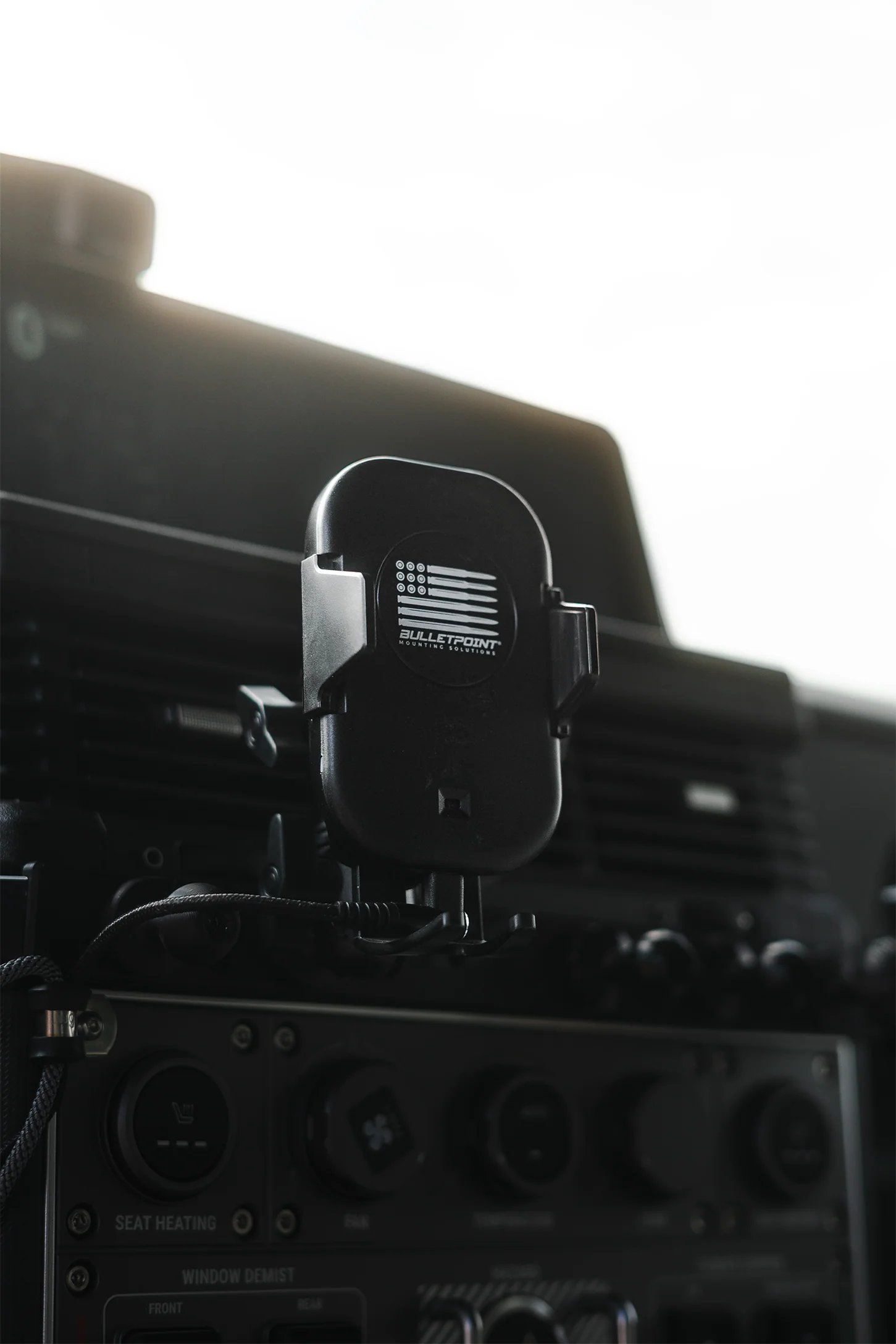 Wireless Phone Charger with Motorized Cradle - Image 3